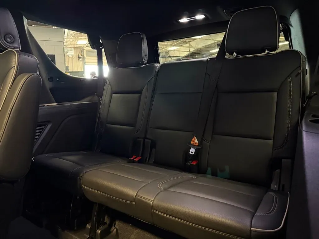 2021 GMC Yukon SLT - Photo 25
