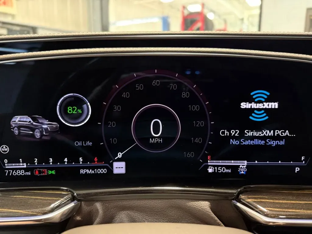 2023 Cadillac Escalade Premium Luxury - Photo 12