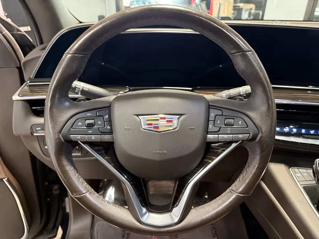 2023 Cadillac Escalade Premium Luxury - Photo 11