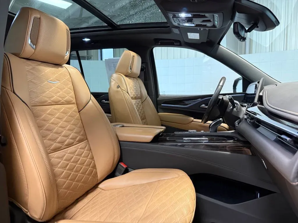 2023 Cadillac Escalade Premium Luxury - Photo 20
