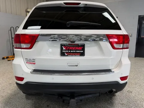 More photos of 2011 Jeep Grand Cherokee Limited at Xtreme Truck & Auto Center, MI