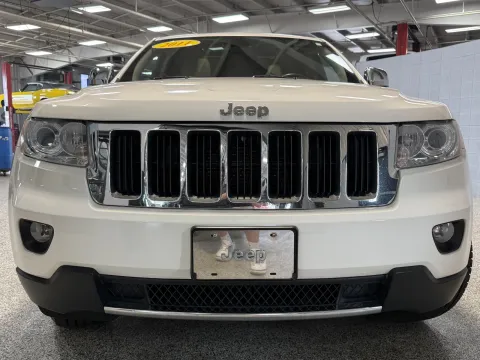 Photos of 2011 Jeep Grand Cherokee Limited for sale in Coopersville, MI at Xtreme Truck & Auto Center