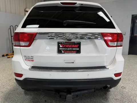 More photos of 2011 Jeep Grand Cherokee Limited at Xtreme Truck & Auto Center, MI