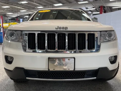 Photos of 2011 Jeep Grand Cherokee Limited for sale in Coopersville, MI at Xtreme Truck & Auto Center