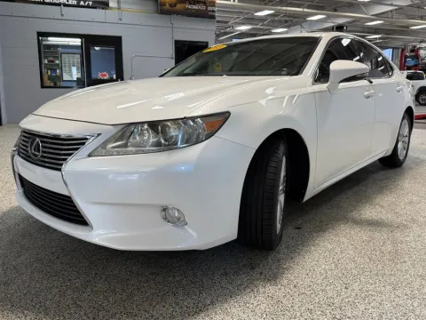 Another view of 2013 Lexus ES 350 for sale in Coopersville, MI at Xtreme Truck & Auto Center