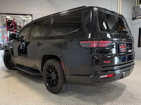 More photos of 2023 Jeep Wagoneer Series II at Xtreme Truck & Auto Center, MI