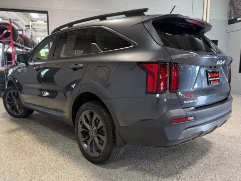 More photos of 2023 Kia Sorento LX at Xtreme Truck & Auto Center, MI