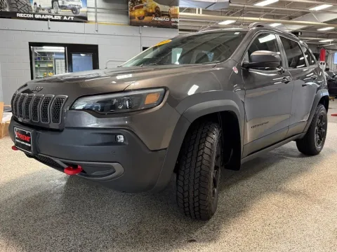 Another view of 2019 Jeep Cherokee Trailhawk for sale in Coopersville, MI at Xtreme Truck & Auto Center