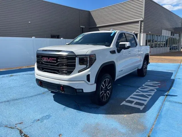 White 2024 GMC Sierra 1500 AT4 for sale in Alexandria, LA