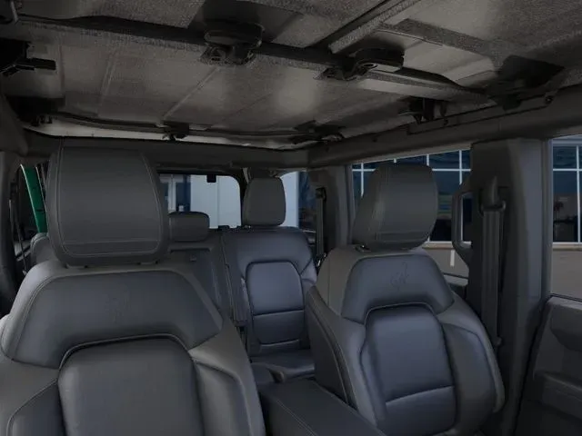 2025 Ford Bronco 4-Door Outer Banks - Photo 12