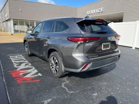 More photos of 2023 Toyota Highlander Hybrid XLE at Hixson Autoplex of Alexandria Ford, LA
