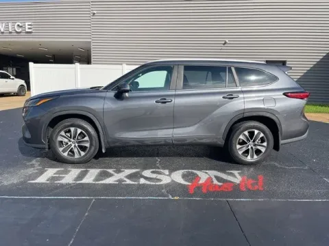 Photos of 2023 Toyota Highlander Hybrid XLE for sale in Alexandria, LA at Hixson Autoplex of Alexandria Ford