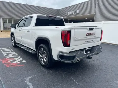 More photos of 2024 GMC Sierra 1500 SLT at Hixson Autoplex of Alexandria Ford, LA