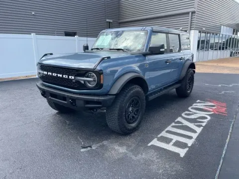 Gray 2024 Ford Bronco Wildtrak for sale in Alexandria, LA