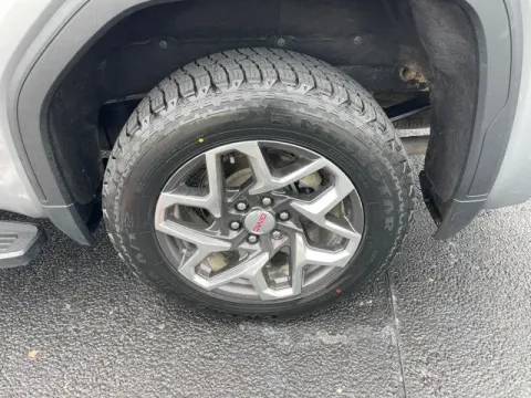 More photos of 2024 GMC Sierra 1500 SLT at Hixson Autoplex of Alexandria Ford, LA