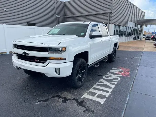 White 2018 Chevrolet Silverado 1500 LT for sale in Alexandria, LA