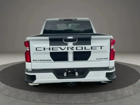 More photos of 2022 Chevrolet Silverado 1500 Limited Crew Cab Custom Pickup 4D 5 3/4 ft at DNX Motors Altavista, VA