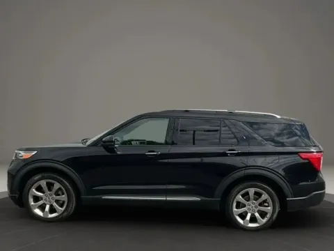 Photos of 2020 Ford Explorer Platinum Sport Utility 4D for sale in Forest, VA at DNX Motors Forest