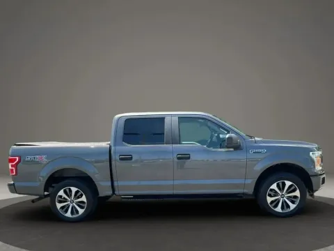 More photos of 2019 Ford F-150 SuperCrew Cab XL Pickup 4D 5 1/2 ft at DNX Motors Altavista, VA