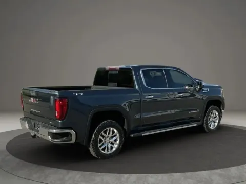 More photos of 2021 GMC Sierra 1500 Crew Cab SLT Pickup 4D 5 3/4 ft at DNX Motors Altavista, VA