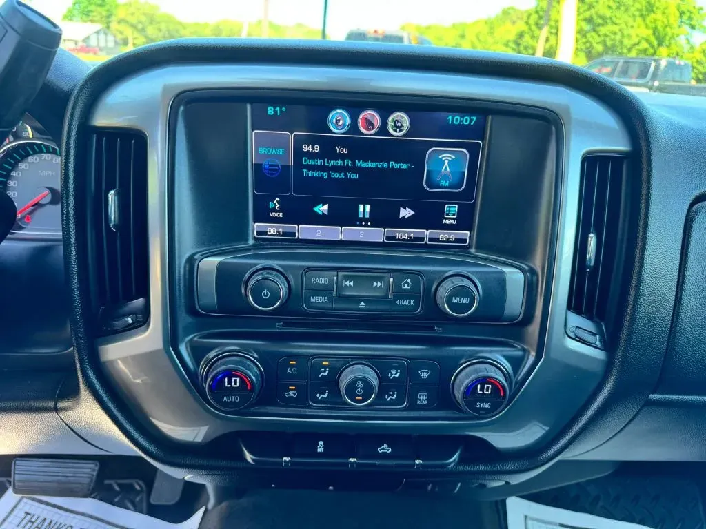 2015 Chevrolet Silverado 1500 LT - Photo 25