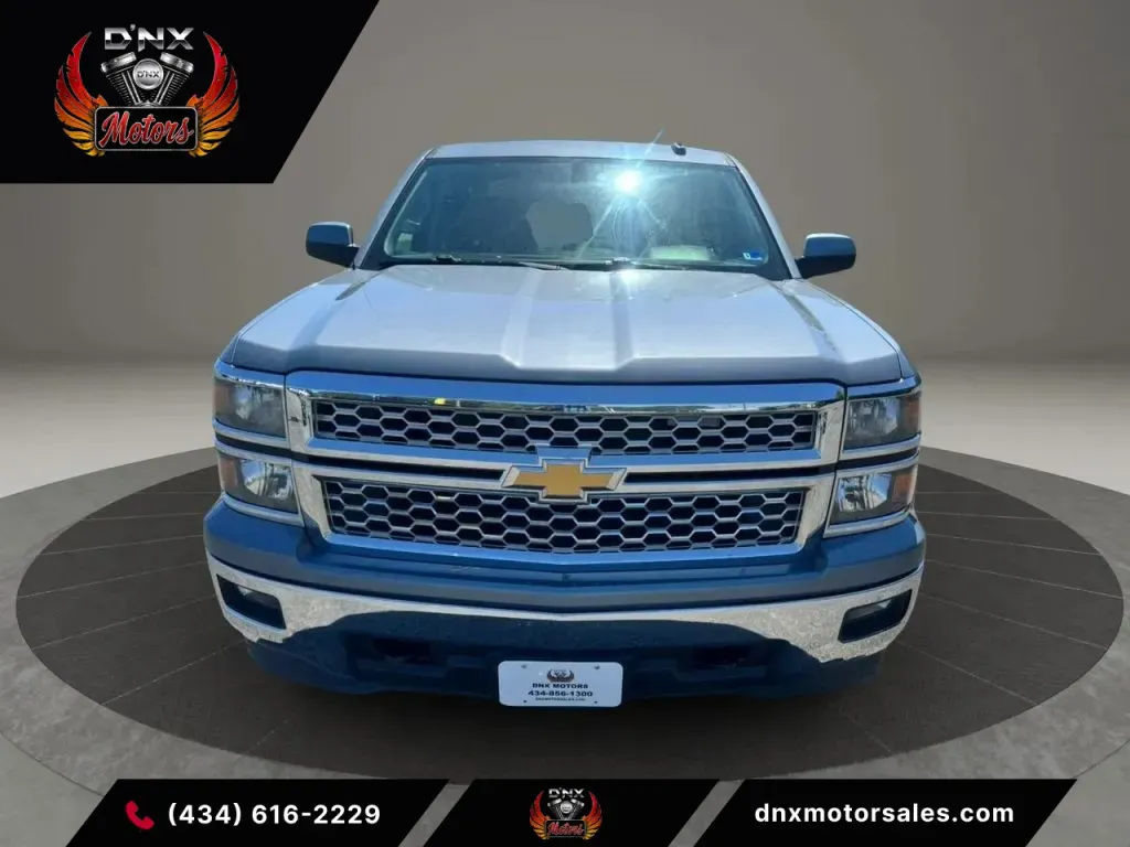 Gray 2015 Chevrolet Silverado 1500 Crew Cab LT Pickup 4D 5 3/4 ft for sale in Altavista, VA