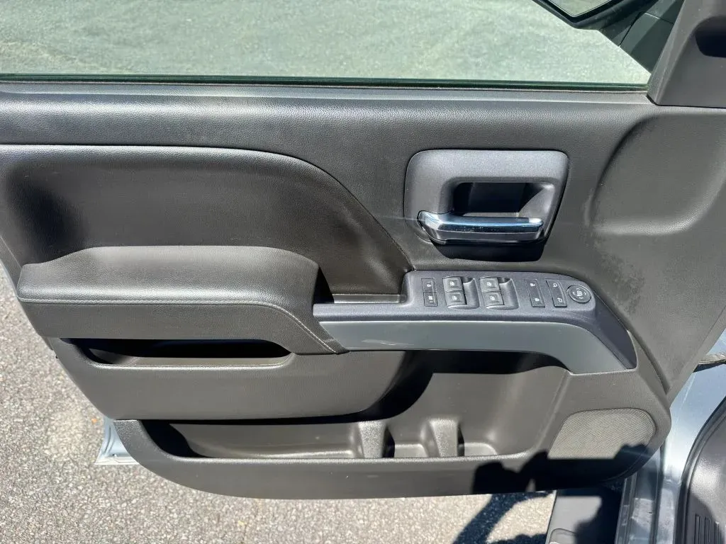 2015 Chevrolet Silverado 1500 LT - Photo 18