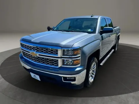 Photos of 2015 Chevrolet Silverado 1500 Crew Cab LT Pickup 4D 5 3/4 ft for sale in Altavista, VA at DNX Motors Altavista