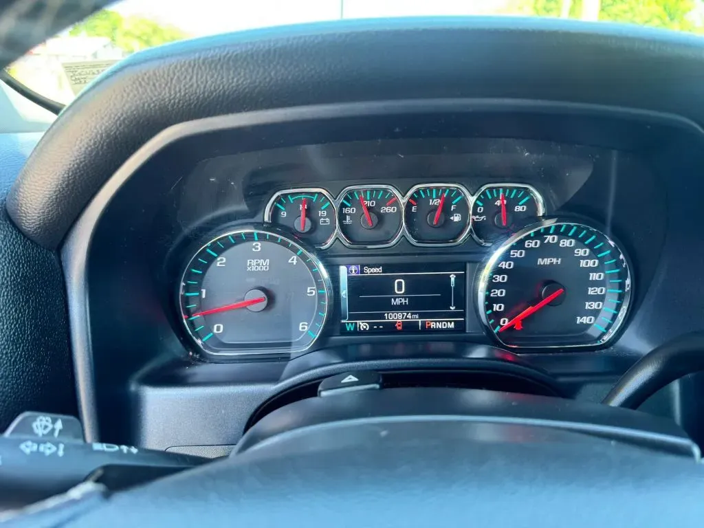 2015 Chevrolet Silverado 1500 LT - Photo 23