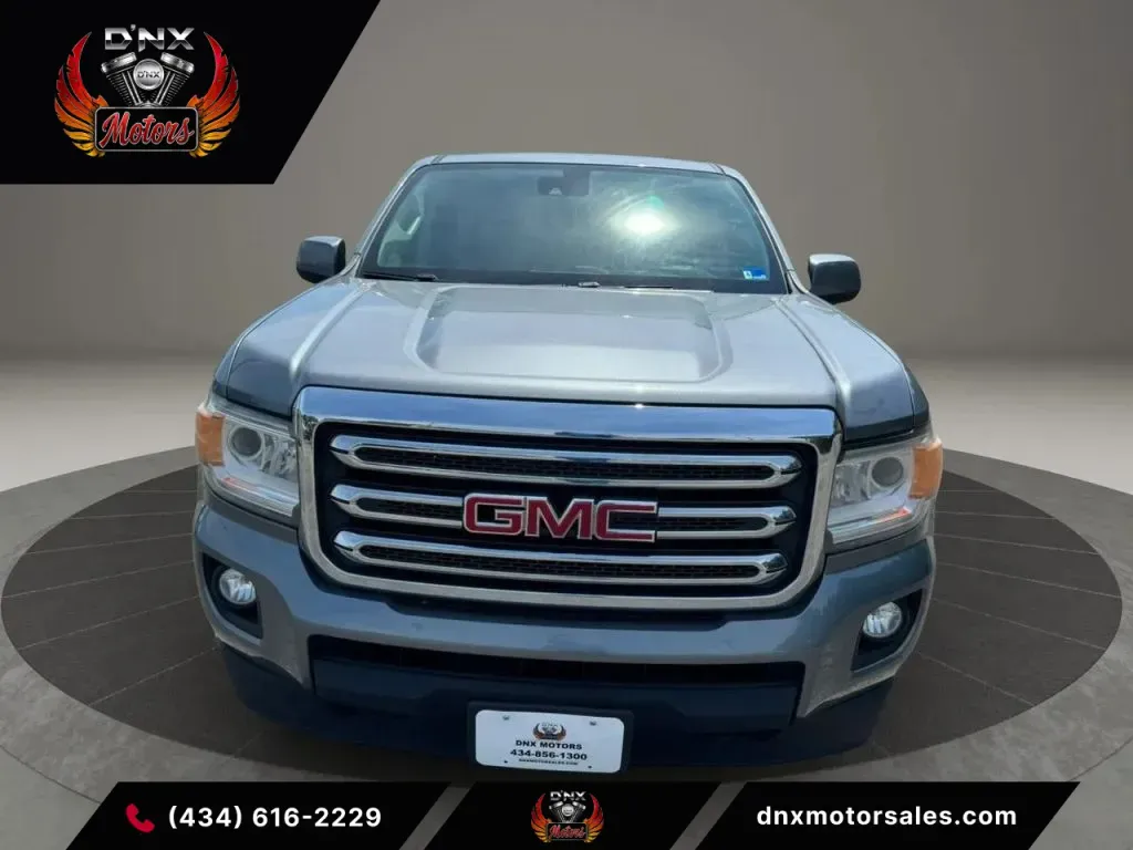 Gray 2018 GMC Canyon Crew Cab SLE Pickup 4D 5 ft for sale in Altavista, VA