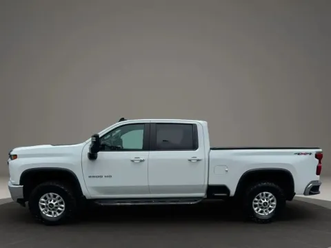 Another view of 2020 Chevrolet Silverado 2500 HD Crew Cab LT Pickup 4D 6 1/2 ft for sale in Altavista, VA at DNX Motors Altavista