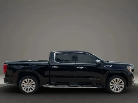 More photos of 2020 GMC Sierra 1500 Crew Cab Denali Pickup 4D 5 3/4 ft at DNX Motors Altavista, VA