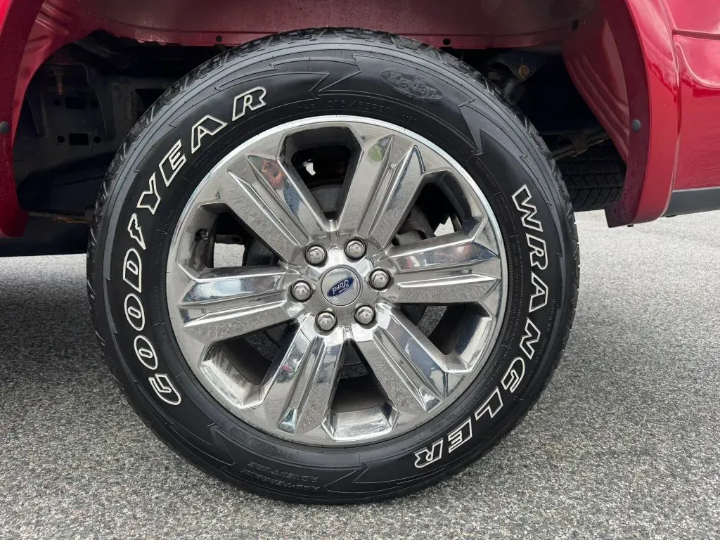 2019 Ford F-150 Lariat - Photo 11