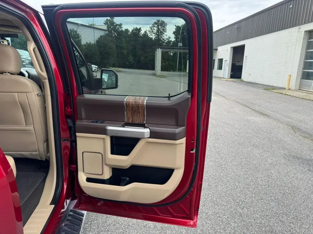 2019 Ford F-150 Lariat - Photo 47
