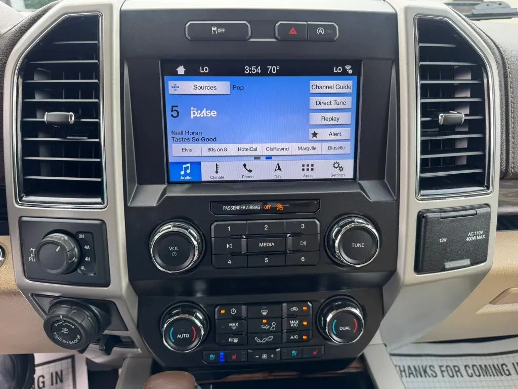 2019 Ford F-150 Lariat - Photo 30