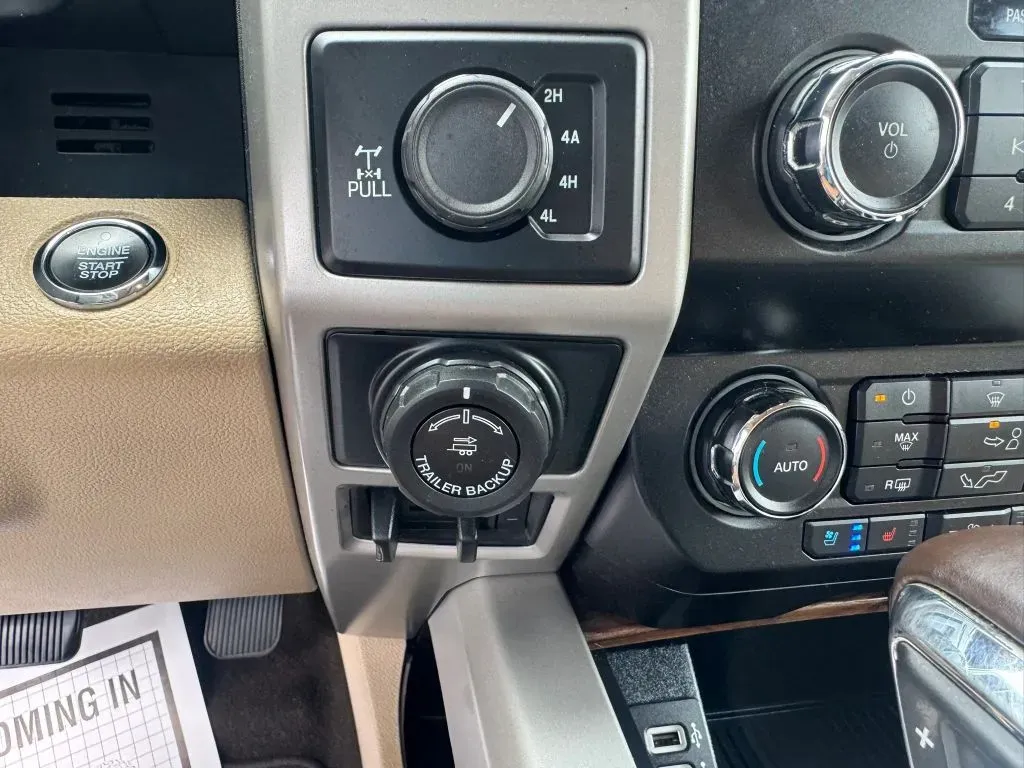 2019 Ford F-150 Lariat - Photo 32