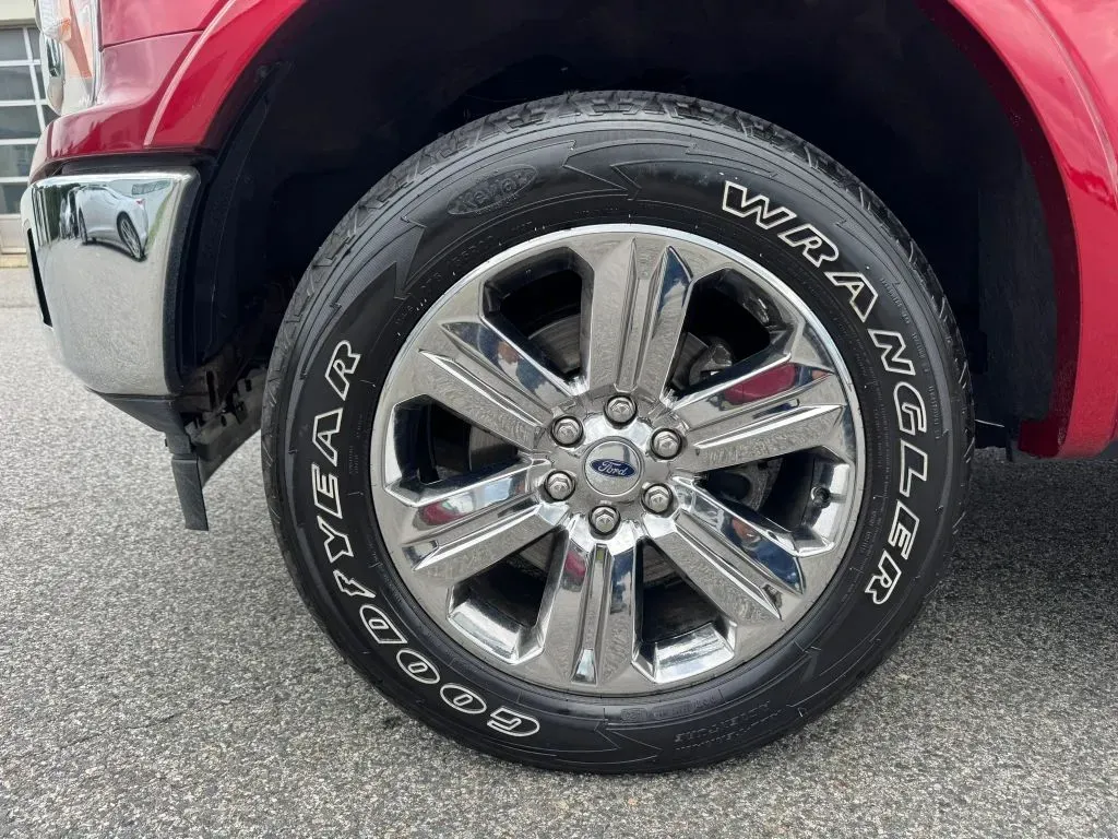 2019 Ford F-150 Lariat - Photo 9