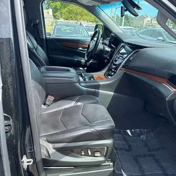 2019 Cadillac Escalade ESV Base - Photo 17