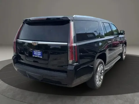 More photos of 2019 Cadillac Escalade ESV Sport Utility 4D at DNX Motors Altavista, VA