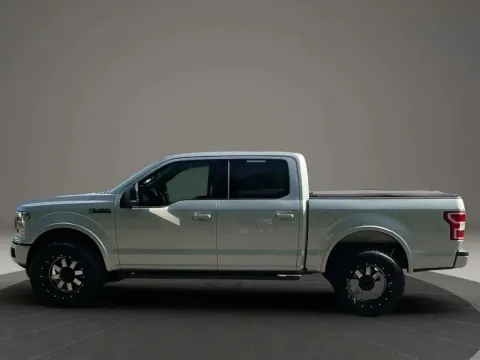 Photos of 2018 Ford F-150 SuperCrew Cab XLT Pickup 4D 5 1/2 ft for sale in Altavista, VA at DNX Motors Altavista