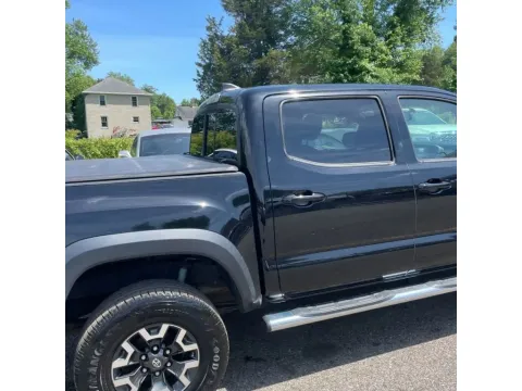 More photos of 2016 Toyota Tacoma Double Cab TRD Off-Road Pickup 4D 5 ft at DNX Motors Altavista, VA