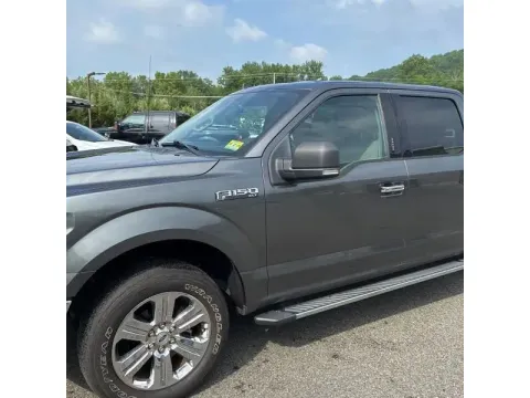 Photos of 2019 Ford F-150 SuperCrew Cab XLT Pickup 4D 6 1/2 ft for sale in Altavista, VA at DNX Motors Altavista