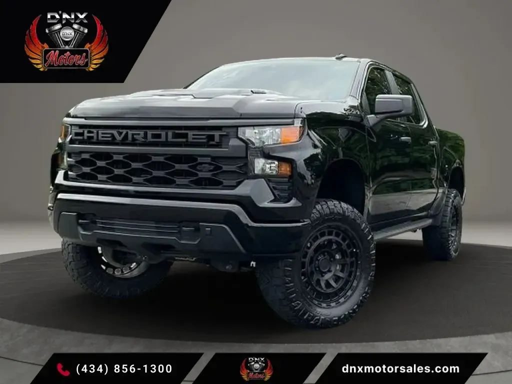 2024 Chevrolet Silverado 1500 Crew Cab Custom Trail Boss Pickup 4D 5 3/4 ft for sale in Altavista, VA