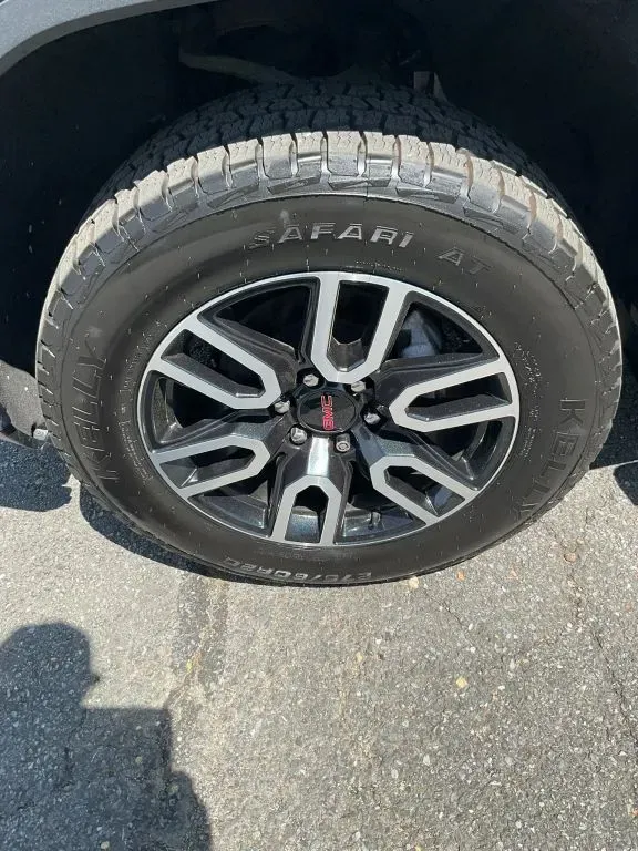 2020 GMC Sierra 1500 AT4 - Photo 9