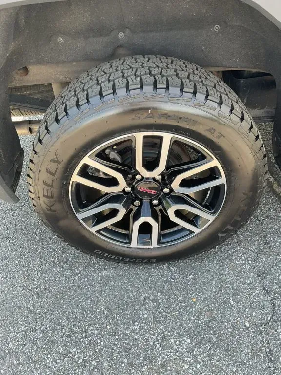 2020 GMC Sierra 1500 AT4 - Photo 11