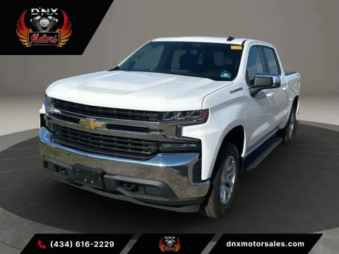 White 2019 Chevrolet Silverado 1500 Crew Cab LT Pickup 4D 5 3/4 ft for sale in Altavista, VA