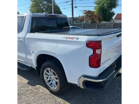 More photos of 2019 Chevrolet Silverado 1500 Crew Cab LT Pickup 4D 5 3/4 ft at DNX Motors Altavista, VA