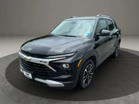 Another view of 2025 Chevrolet Trailblazer LT Sport Utility 4D for sale in Altavista, VA at DNX Motors Altavista
