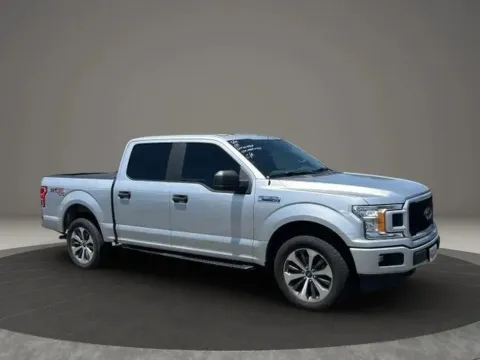 More photos of 2019 Ford F-150 SuperCrew Cab XL Pickup 4D 5 1/2 ft at DNX Motors Altavista, VA