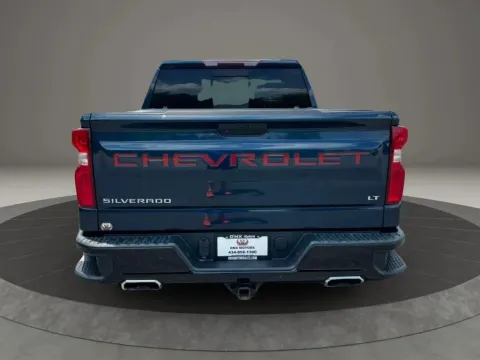 More photos of 2020 Chevrolet Silverado 1500 Crew Cab LT Trail Boss Pickup 4D 5 3/4 ft at DNX Motors Altavista, VA